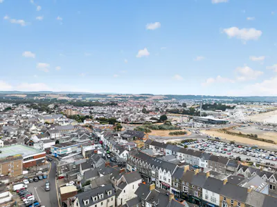 41 John Street, Porthcawl, Investment / Investment - Retail & Leisure / Residential For Sale - 020_DJI_20260815104247_0006_D.jpg