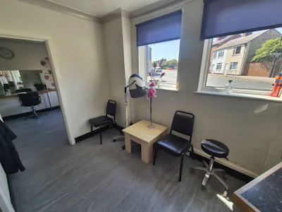 19 Chester Road, Northwich, Retail To Let - 20260812_150300.jpg