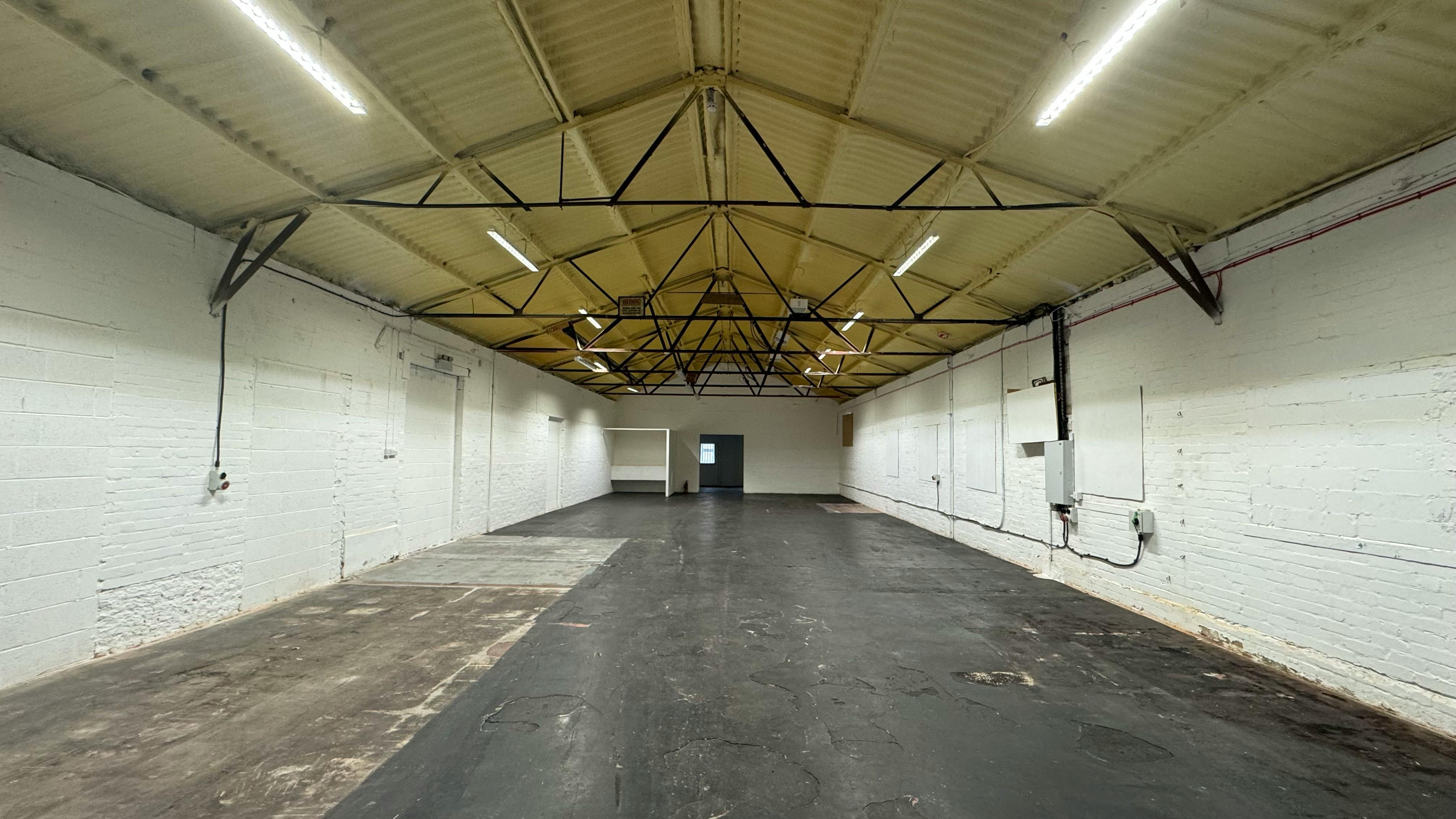 Industrial Unit in Pershore - photo 2