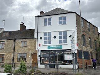 35 Marlborough Street, Faringdon, Retail To Let - IMG_3646.JPG