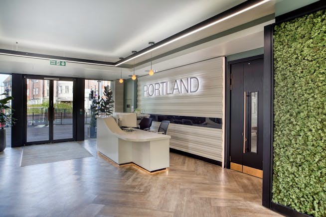 Portland, 25 High Street, Crawley, Offices To Let - AWP_9672_edit.jpg