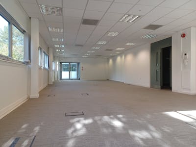 Astor House, Newbury Business Park, Newbury, Office To Let - 20231009_141044.jpg