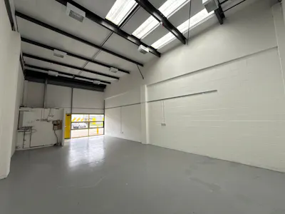 Unit 18A Ash, Kembrey Park,, Swindon, Industrial / Warehouse To Let - 2.jpg