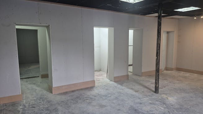 204 London Road, Glasgow, Retail To Let - 20250723_153432.jpg