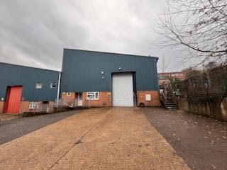 Unit H Progress Road, Sands Industrial Estate, High Wycombe, Industrial To Let - WhatsApp Image 20251112 at 140311_eb0d63ef.jpg