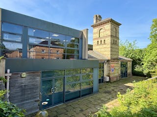 Nicholson House, Elmete Hall, Leeds, Office To Let - IMG_7155.jpg