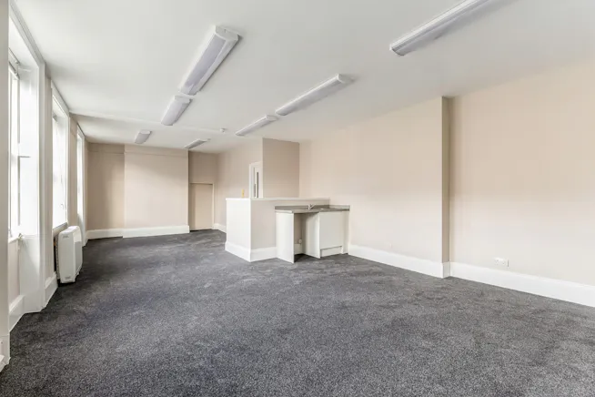 First Floor, 11-15 High Street, Marlow, Offices To Let - 115457_11-15 High Street  (1).jpg