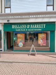 13 The Willows, Wickford, Retail To Let - 613476741-img1_633395_large.jpg