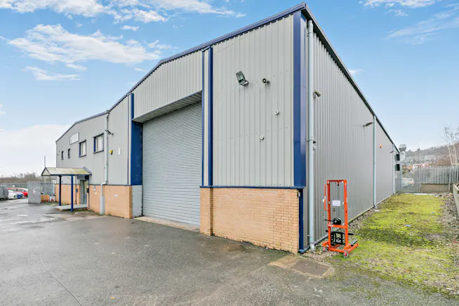 Unit 1 & 1A, Whitacre Street, Huddersfield, Industrial/Logistics To Let - 8676130-exterior04-800.jpg