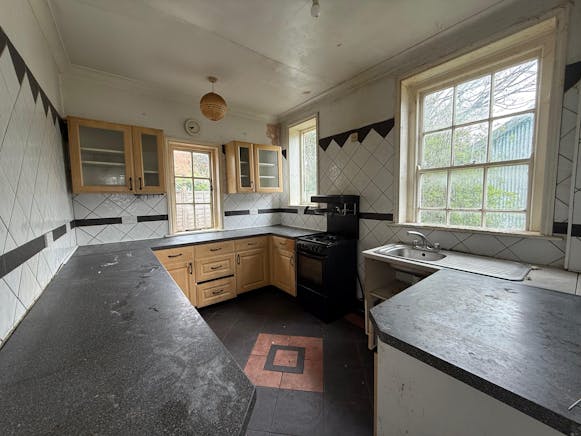 The Rectory, Westcliff-on-Sea For Sale - WhatsApp Image 2026-03-31 at 11.14.11 AM.jpeg