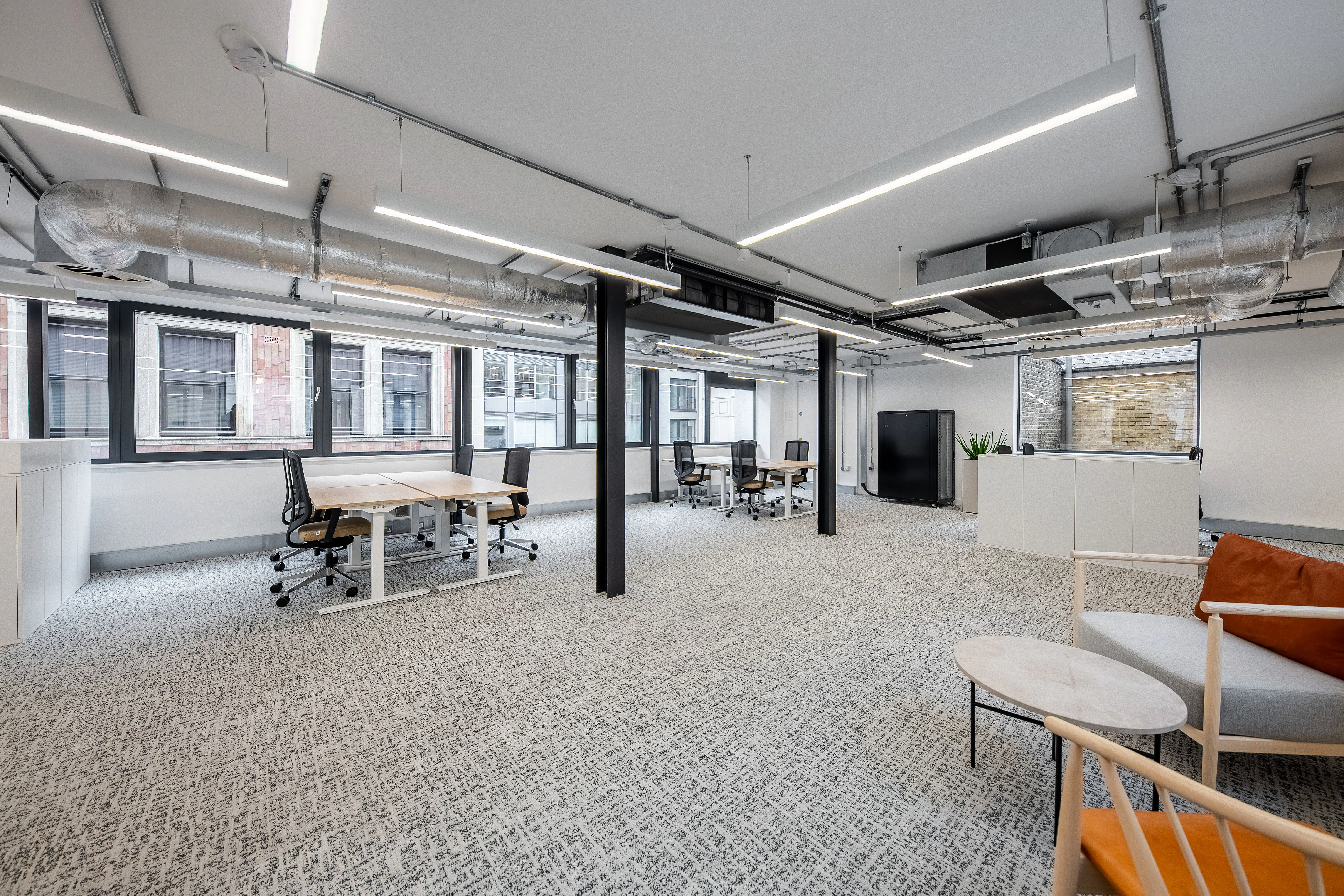 Holyer House, London, Offices To Let - holyer house 4497 office3.jpg