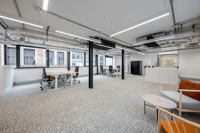 Holyer House, London, Offices To Let - holyer house 4497 office3.jpg