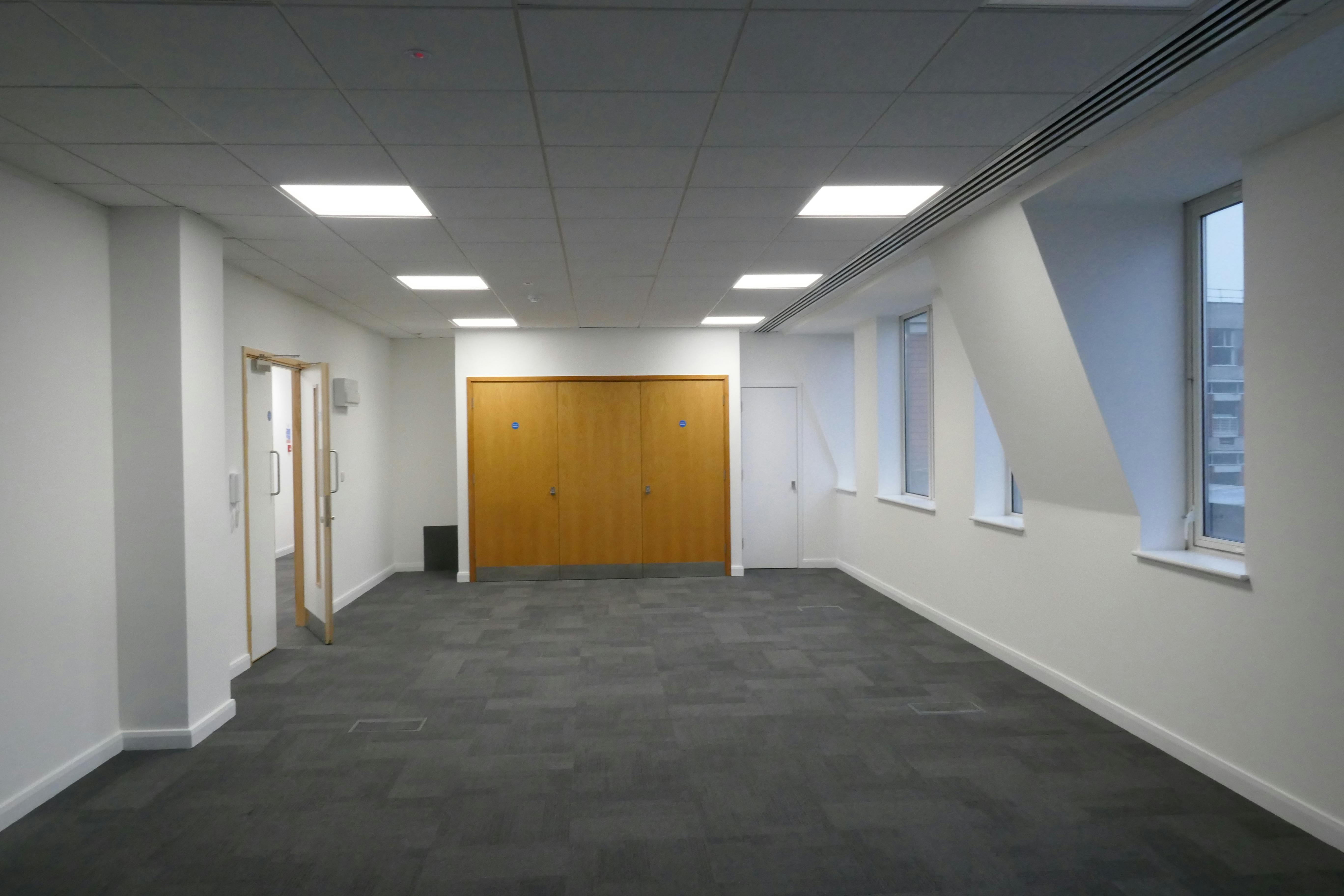 Stag House, Hertford, Offices To Let - P1060407.JPG