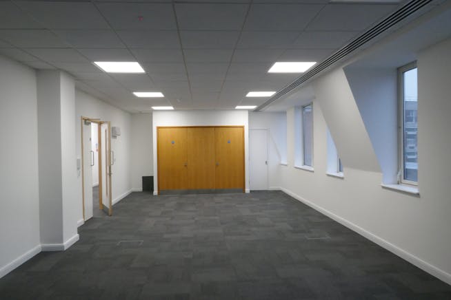 Stag House, Hertford, Offices To Let - P1060407.JPG