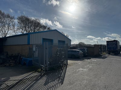 8-9 Babylon View Oxford Road, Yeovil, Industrial/Logistics For Sale - IMG_1959.JPG