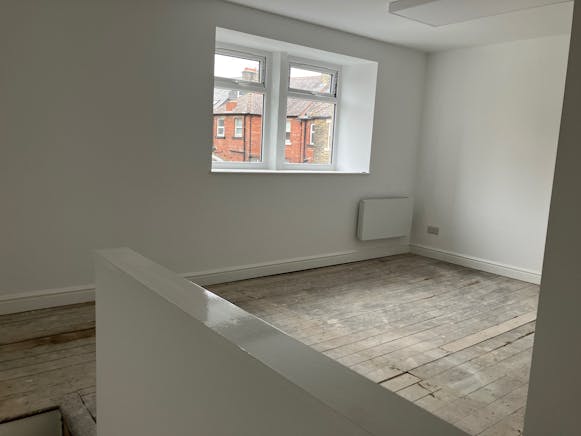 133 New Road Side, Leeds, Retail To Let - 133 A.jpg