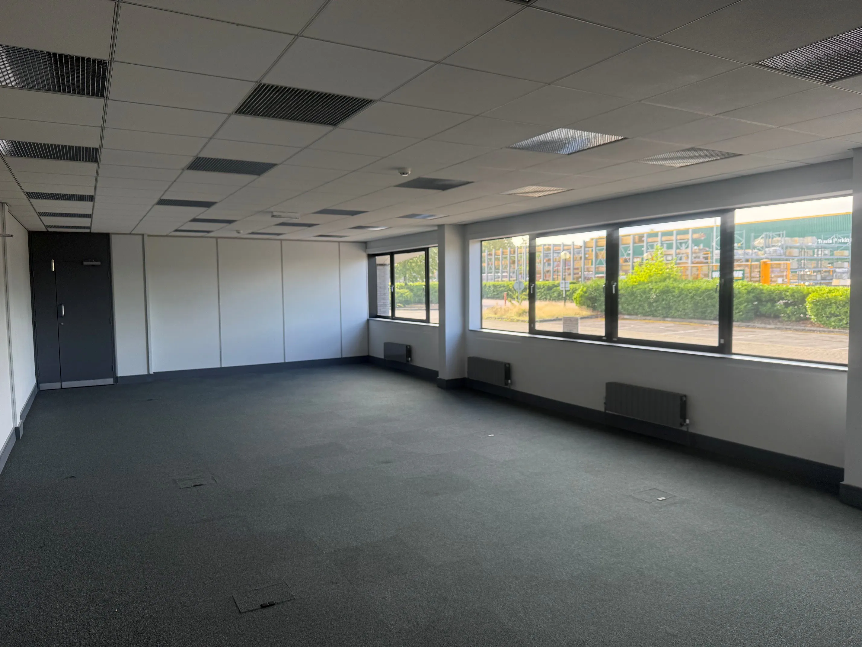 Unit 4 Pagoda, Westmead Drive, Westmead Industrial Estate, Swindon, Industrial To Let / For Sale - Office 2.jpg