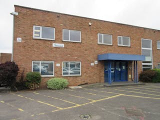 Ground and First Floor Offices, 2 Manor Way, Woking, Offices To Let - IMG_2651.JPG