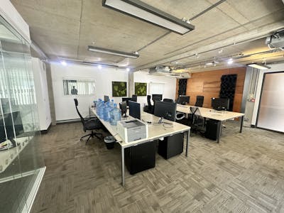 First Floor, The Works, Chiswick, Office Lease Assignment - FC8AB598458E4F1989E1BCF7A5622D4F.jpeg
