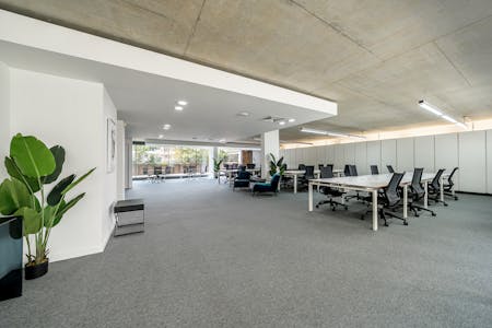 Unit B North Gainsborough Studios, London, Office To Let - 13069901568484a7573281.jpg