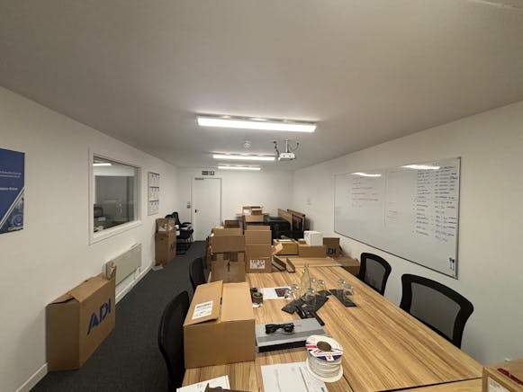 Langlands Square, Kelvin South Industrial Estate, East Kilbride, Industrial To Let - PHOTO-2026-04-01-08-25-32 5.jpg