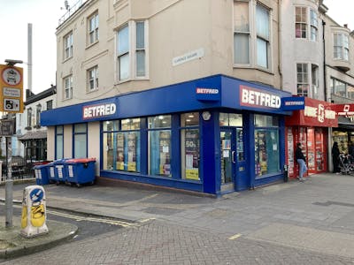 56 Western Road, Brighton, Retail To Let - 97fae51f6fe89a07c1a93c0191224d0677b2a0f8.jpg