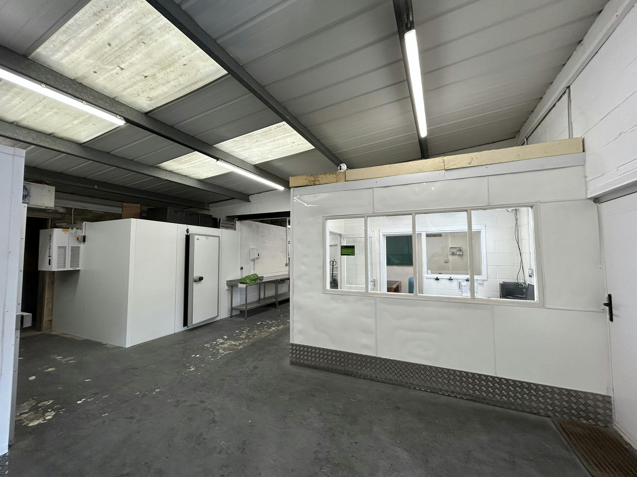 Units A-C, The Old Brickyard Works, Swindon, Industrial For Sale - IMG_6337.JPEG