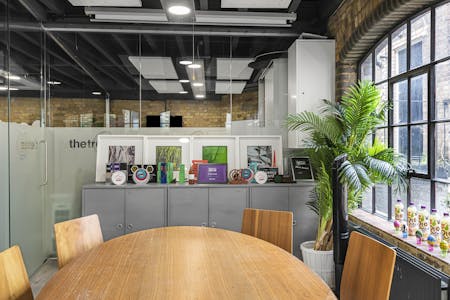 10C Printing House Yard, London, Office For Sale - 33_28579.JPG