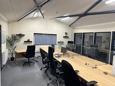 First Floor Office, 2 Pillings Road, Oakham, Office To Let - IMG_4576.jpg