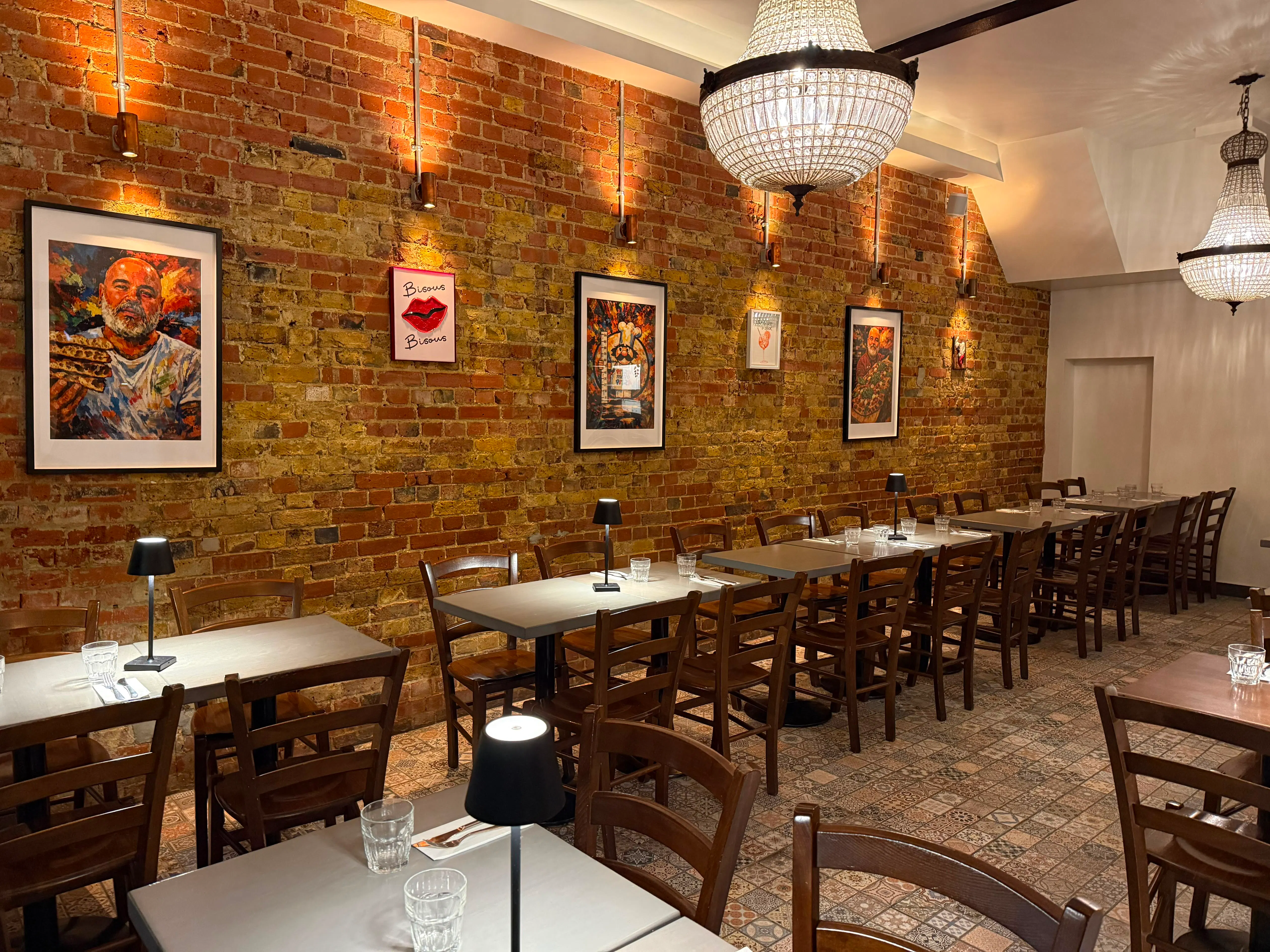64 Battersea Rise, London, Restaurant To Let - 15782d2d-fcfb-46f2-92be-02ffbd7135d8.jpg