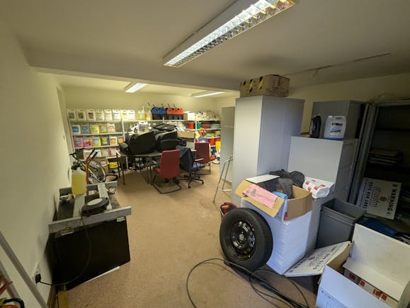 3 & 3a Sussex Business Village, Lake Lane, Barnham, Office To Let - PXL_20251105_101003541.jpg