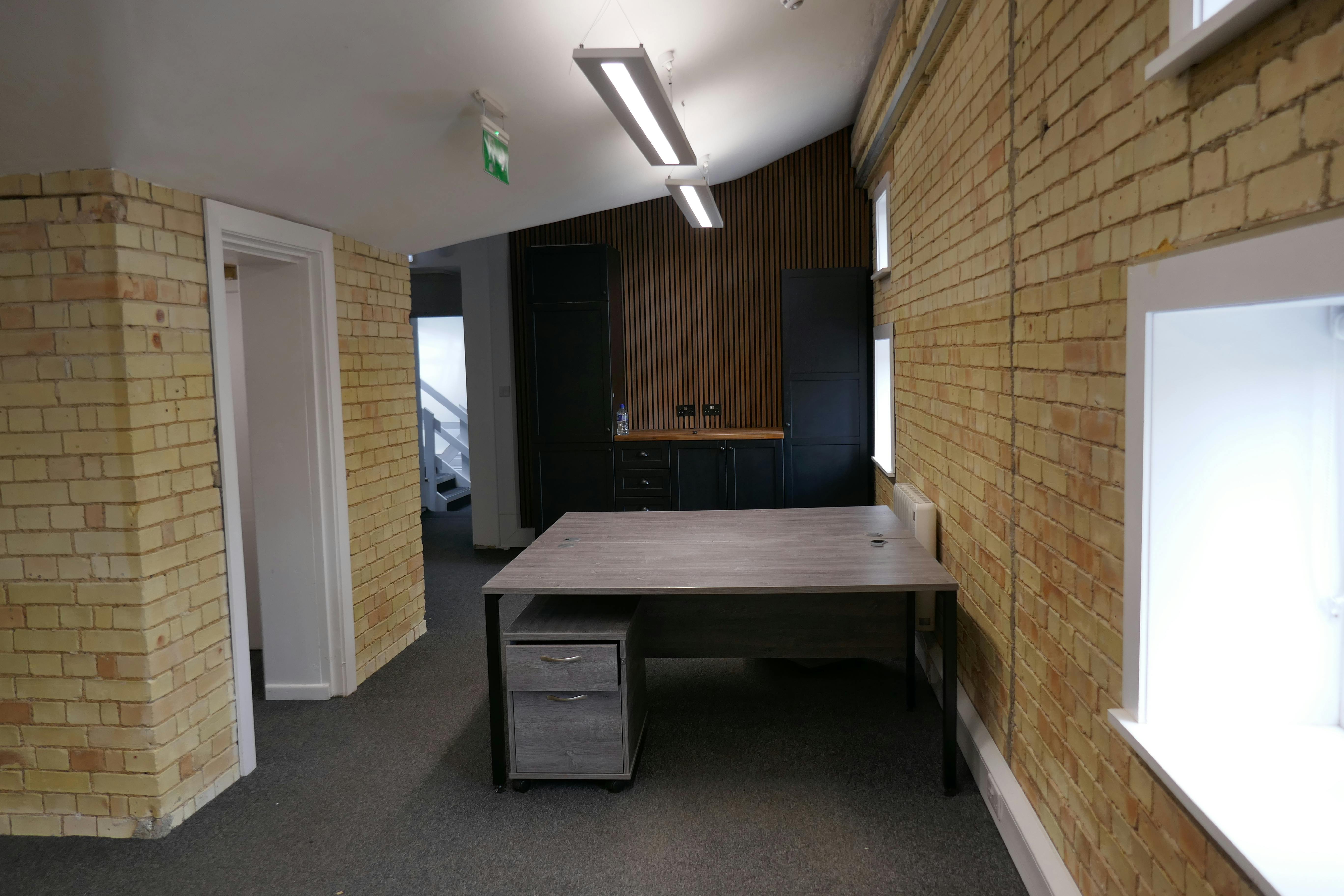 Unit T, The Maltings, Sawbridgeworth, Offices To Let - P1050521.JPG