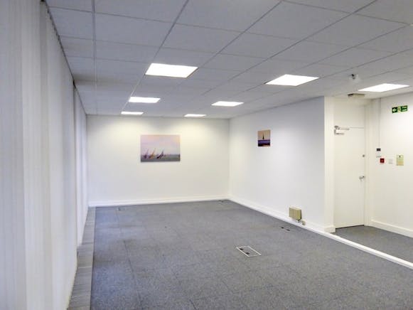 10 Beaufort Court, London, Investments / Offices For Sale - 0A318DBE9AC744058F0457FA923EDD88.jpeg