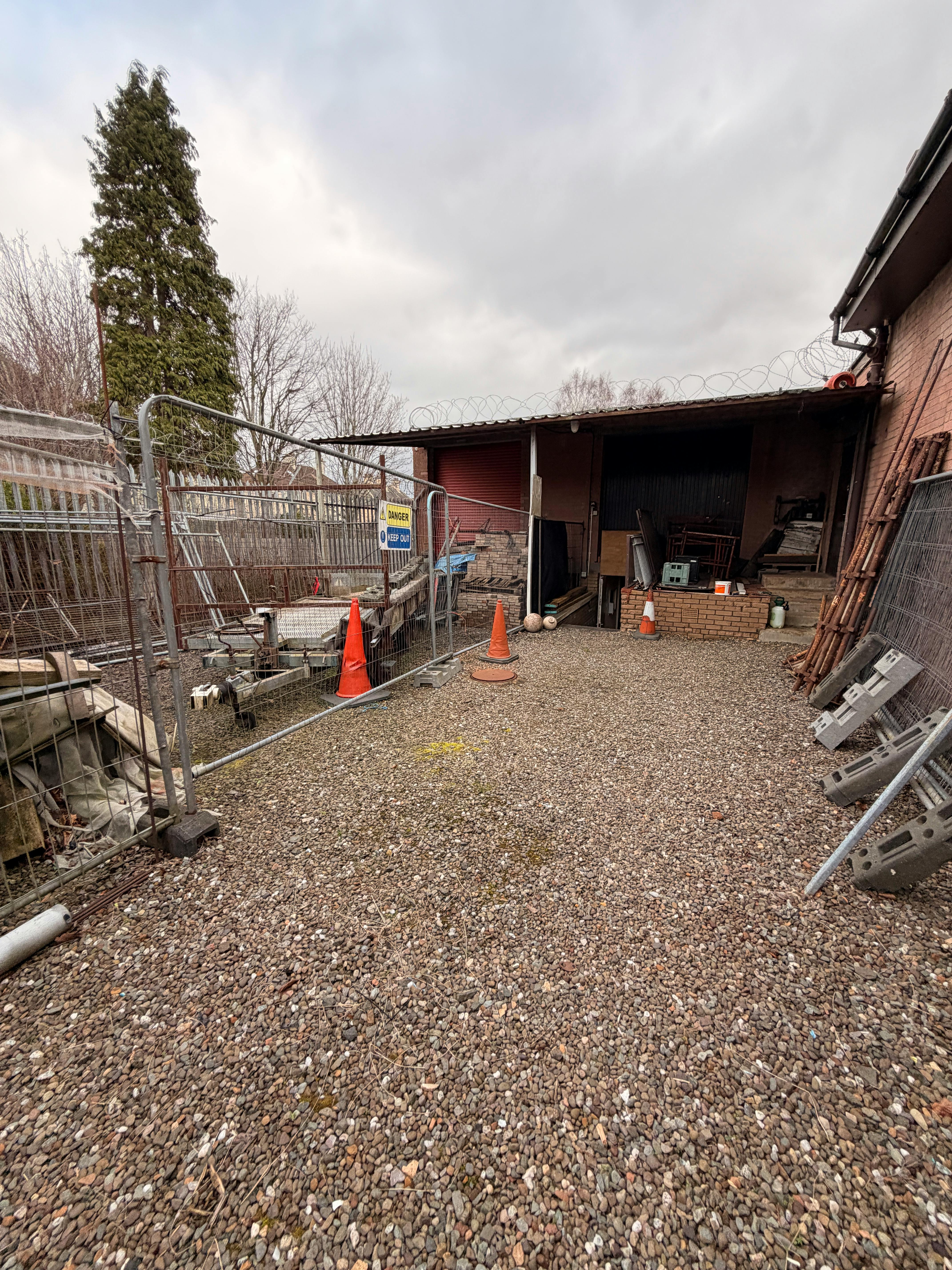 Industrial Unit, 80 Calder Street - IMG_9241.JPG