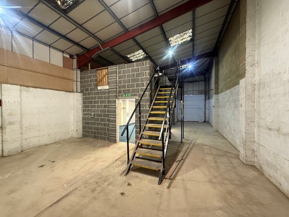 Unit A Bumpers Way, Bumpers Farm Industrial Estate, Chippenham, Industrial To Let - 7.jpg