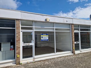 13 The Precinct, Gosport, Office / Other / Retail To Let - 20230705_103224.jpg