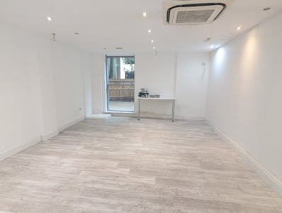Unit 4, Watford, Office To Let / For Sale - PXL_20260611_132405063.jpg
