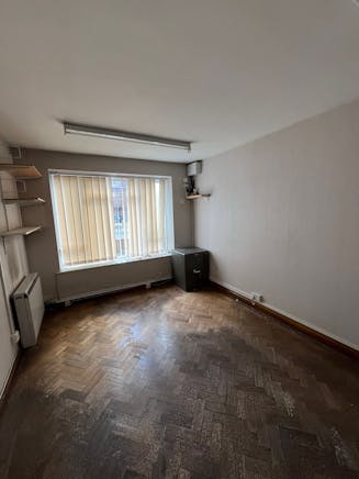 10 Easton Street, High Wycombe, Offices For Sale - a34fb7aaa5ba4f32a264f6886c7fe7a6.jpg