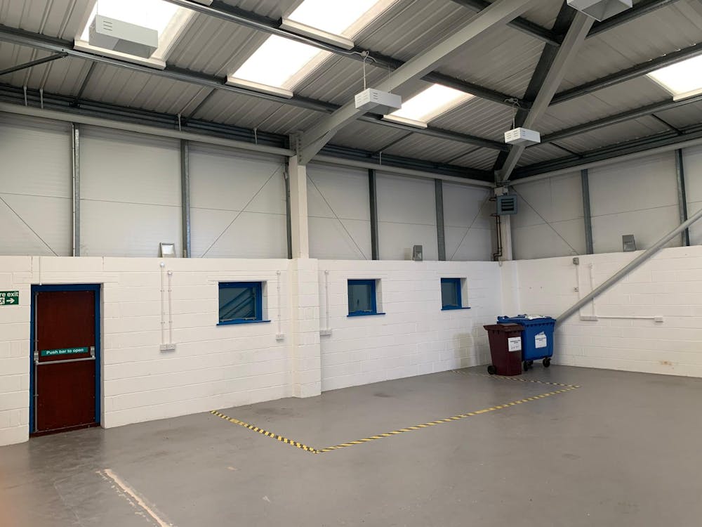 Unit 1 Slader Business Park, Witney Road - IMG_2536.JPG