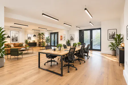 8 Waterson Street, London, Office For Sale - IMG_6509.PNG