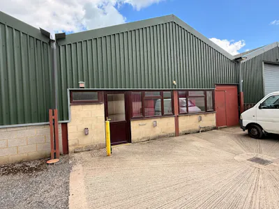 Clearfields Farm, Aylesbury, Industrial / Industrial / Storage / Industrial / Warehouse / Workshops To Let - IMG-20260515-WA0046.jpg