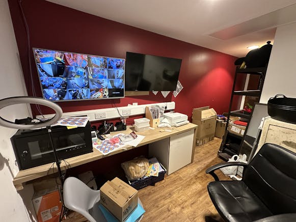 Multi Purpose Licensed Leisure Premises, 13 Shuttle Street, Paisley For Sale - IMG_7279.JPG