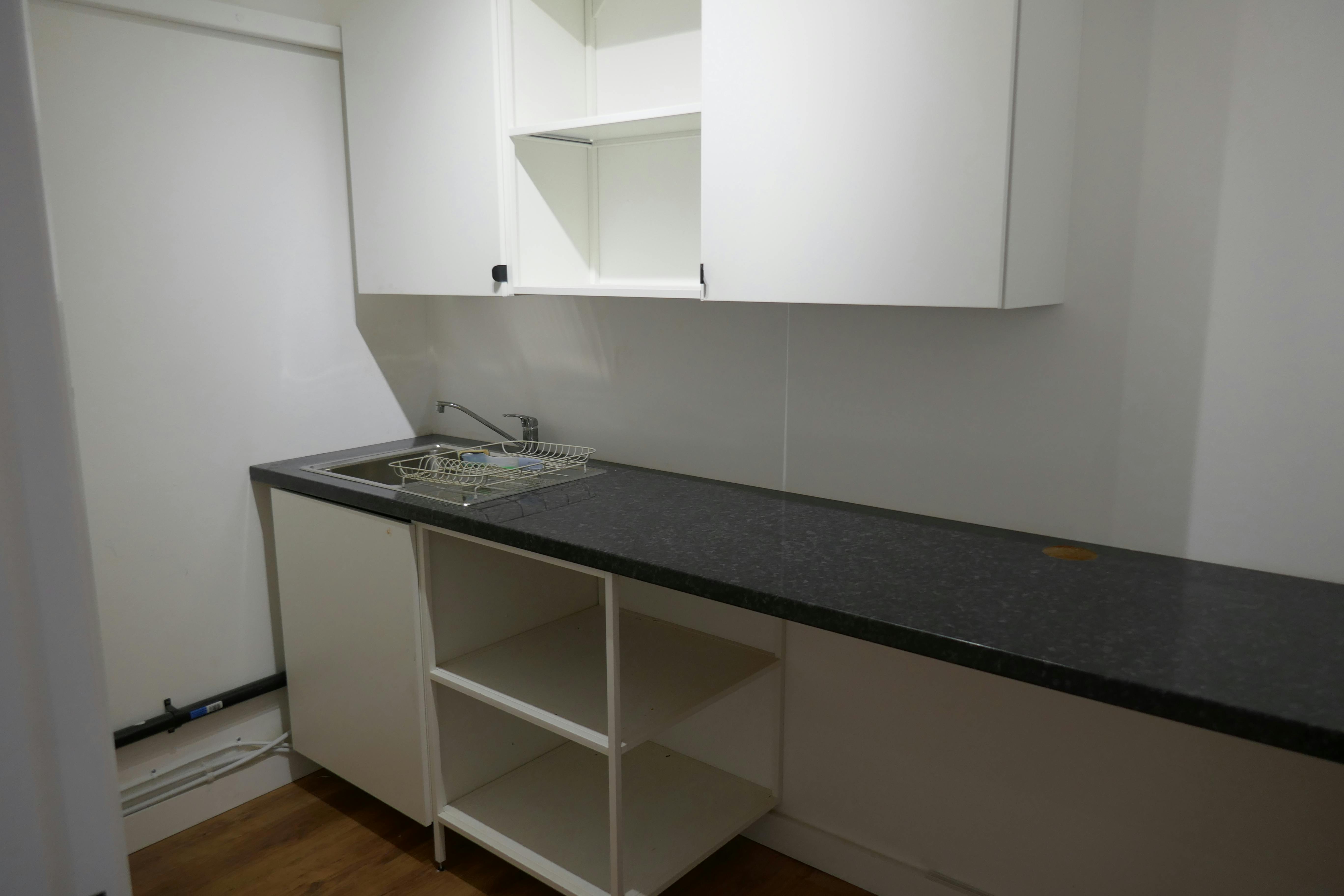 Unit 20, Harlow, Industrial To Let - P1040619.JPG