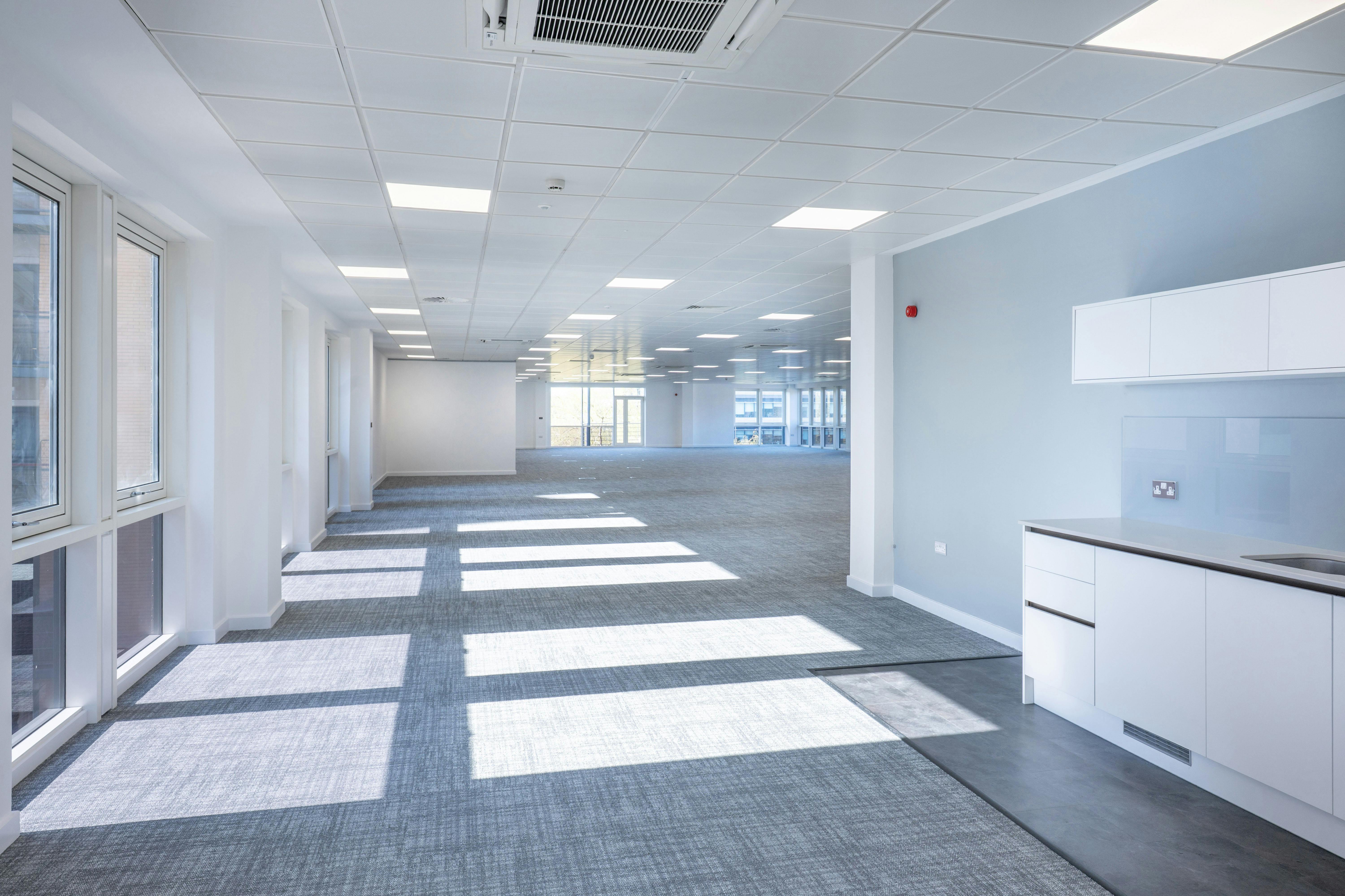 Riverside West, Whitehall Road, Leeds, Offices To Let - Riverside_West_0027.jpg