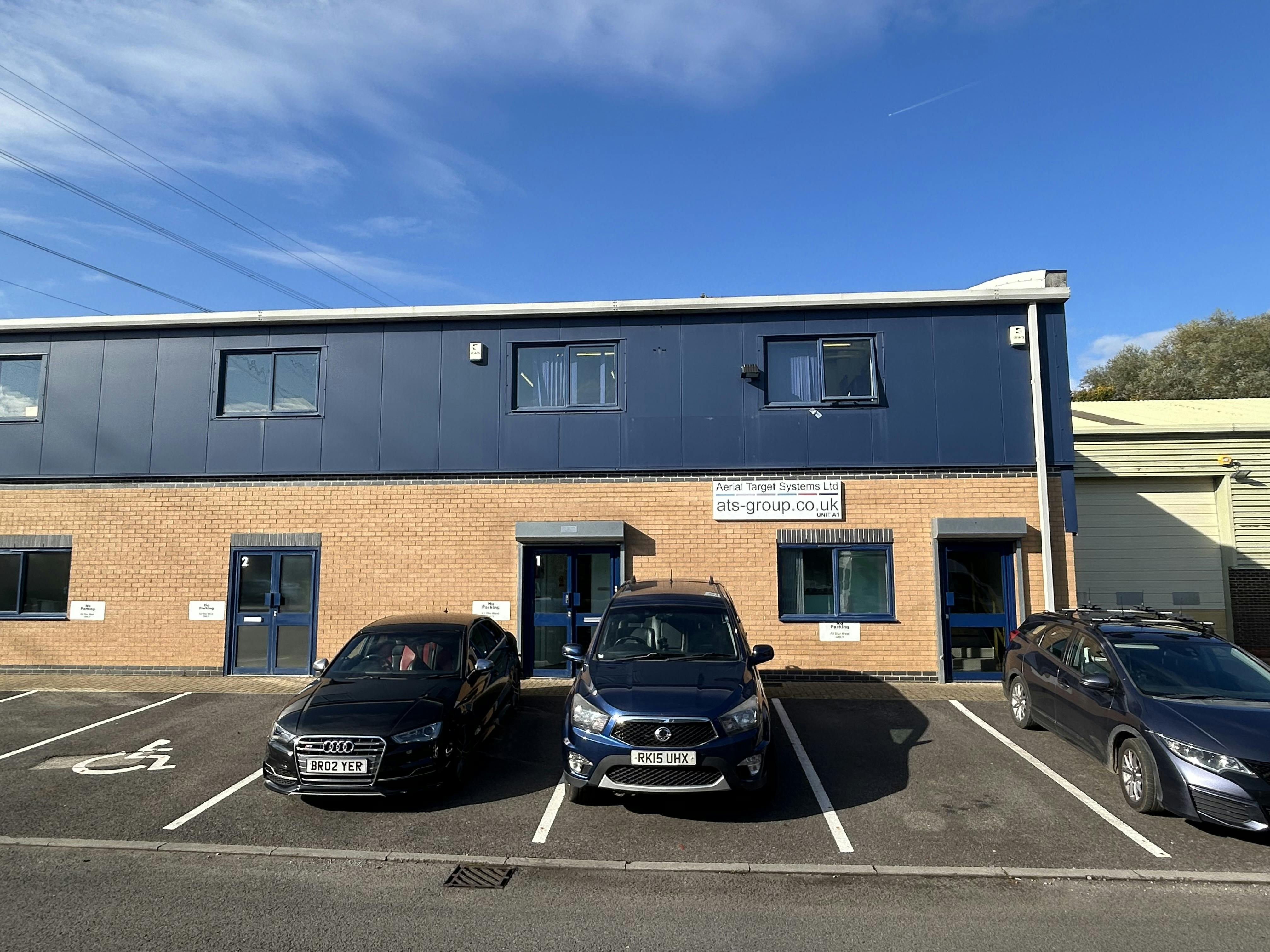 Unit A1 Star West, Westmead Industrial Estate, Swindon, Industrial To Let - IMG_4813.jpg