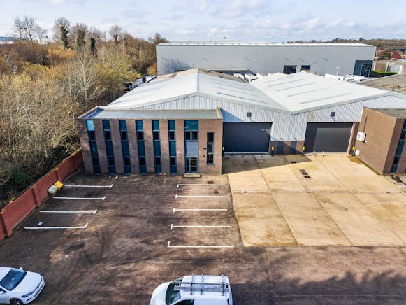 Units 3 & 4 Bracknell Business Centre, Downmill Road, Bracknell, Warehouse & Industrial To Let - DJI_20260225110440_0432_D.jpg