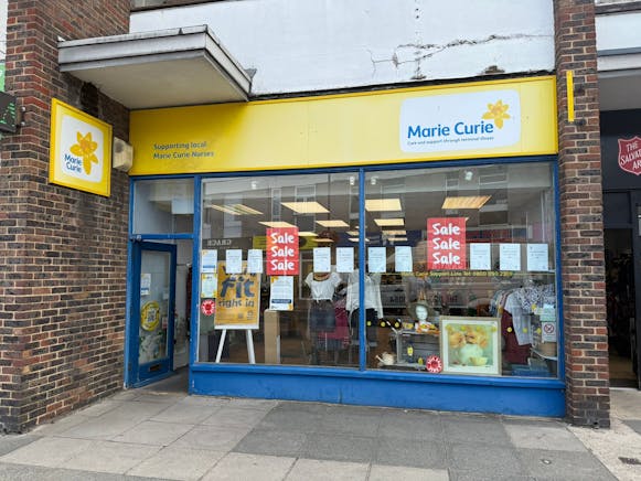 45 Furtherwick Road, Canvey Island, Office / Retail To Let - IMG20250714WA0034.jpg