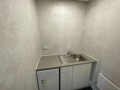 Unit 3 Carlton Court, Unit 3, Leeds, Office To Let - Kitchen.jpeg