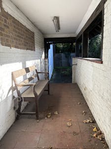 7A Downs Court Road, Purley, D1 (Non Residential Institutions) / F1 (Learning and Non-Residential Institutions) For Sale - IMG_5914.JPG