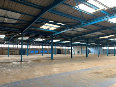 Unit 1, Warrington, Industrial / Storage To Let - Causeway Park Int 1.jpg